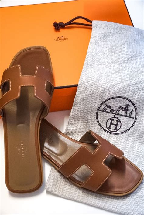 hermes strandlakens|Hermes sandals review.